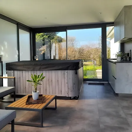 De Luxe Avec Saint-Médard-en-Jalles