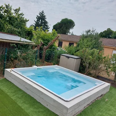 De Luxe Avec Saint-Médard-en-Jalles